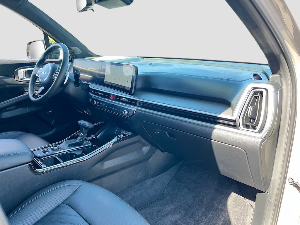 Used 2025 Kia Sorento SX Prestige AWD/4WD image 31