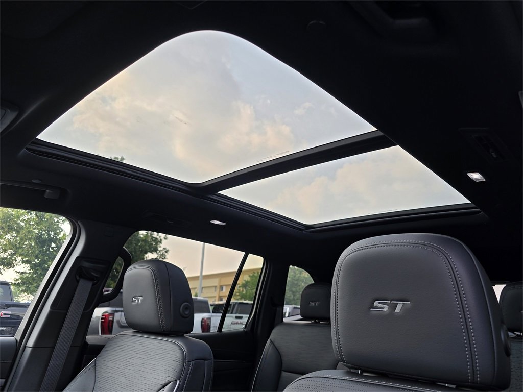 New 2026 Buick Enclave Sport Touring w/ Super Cruise Package image 23