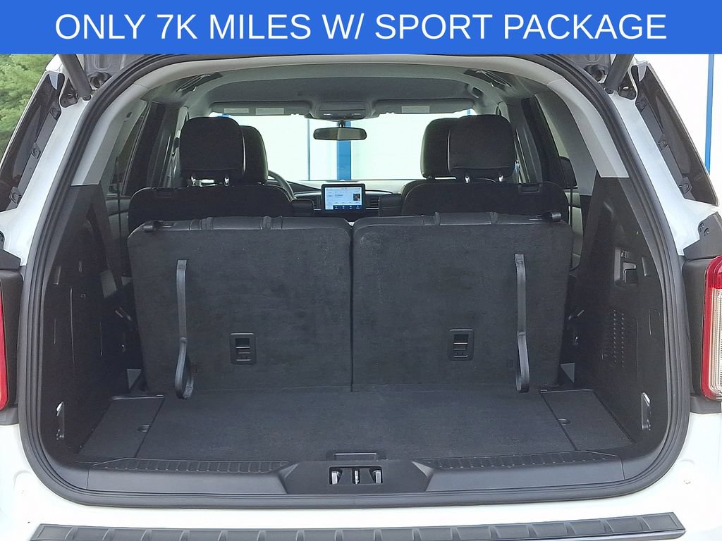 Used 2024 Ford Explorer XLT w/ Equipment Group 202A AWD/4WD image 29