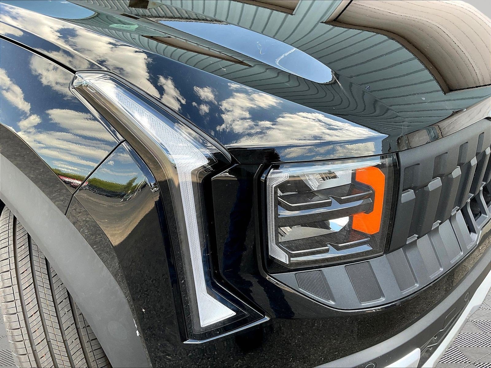 New 2027 Kia Seltos LX AWD/4WD image 8
