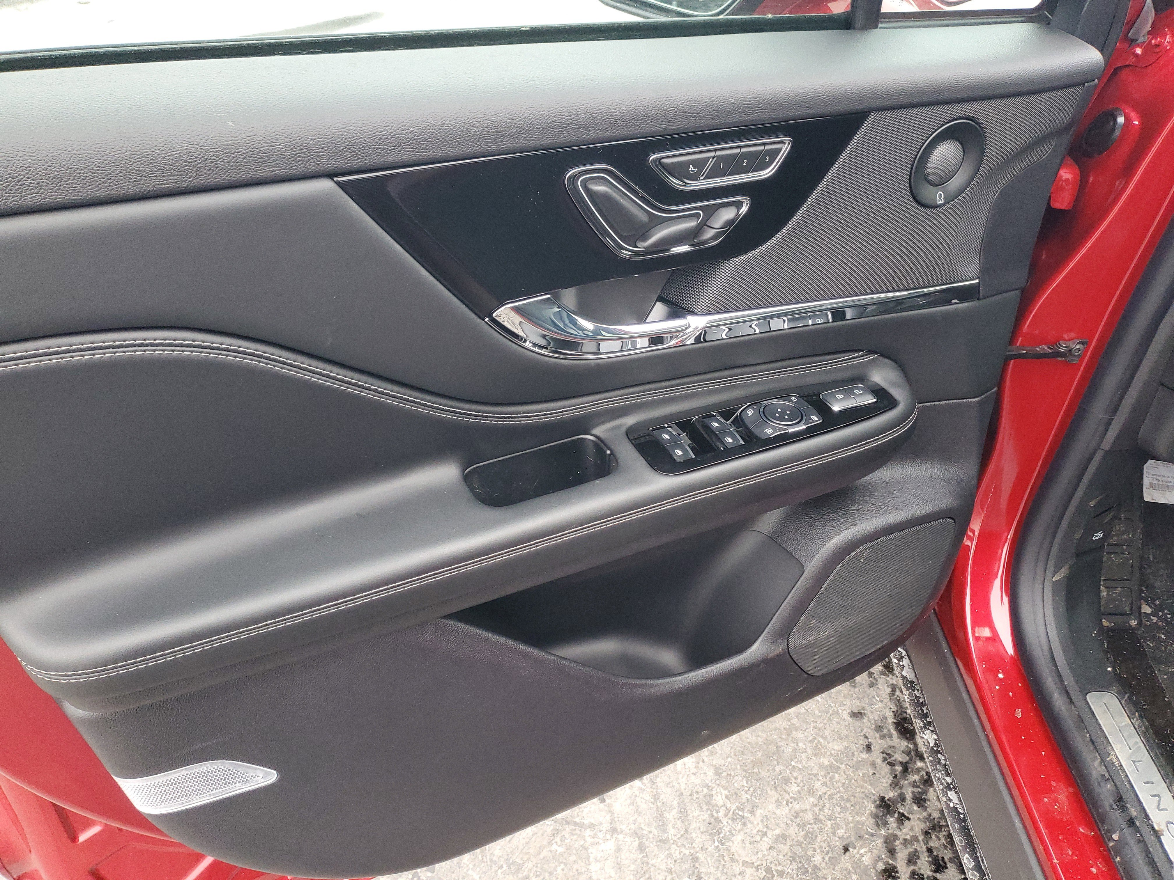 New 2026 Lincoln Corsair Grand Touring image 8