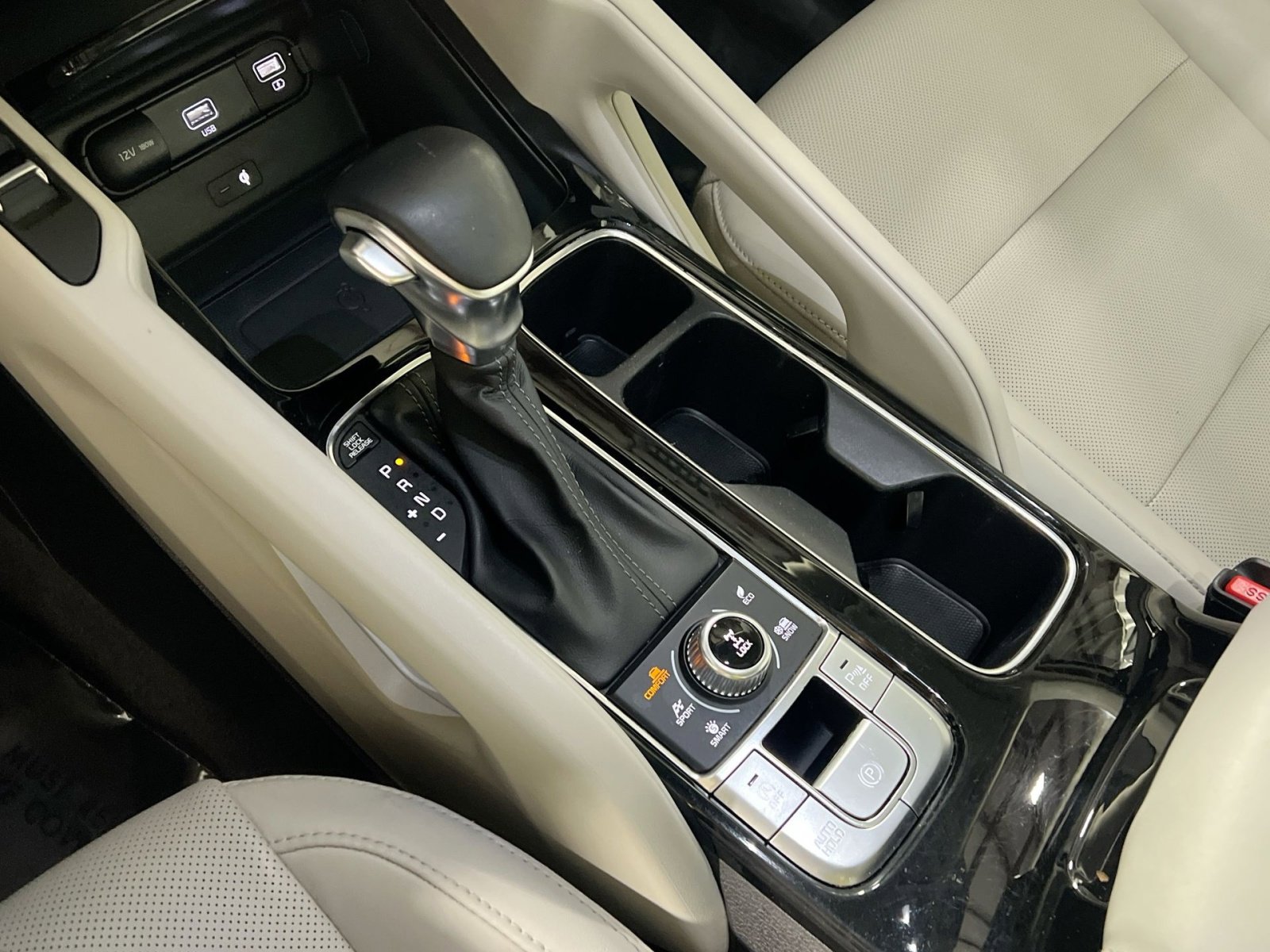 Used 2022 Kia Telluride S image 21