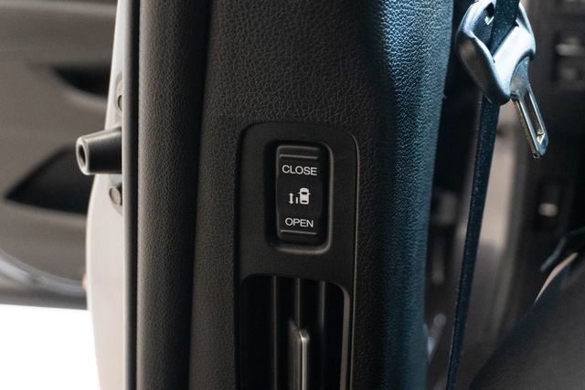 Certified 2025 Honda Odyssey Touring image 22