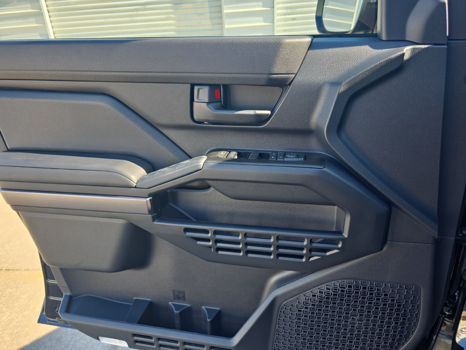 New 2026 Toyota 4Runner SR5 AWD/4WD image 23
