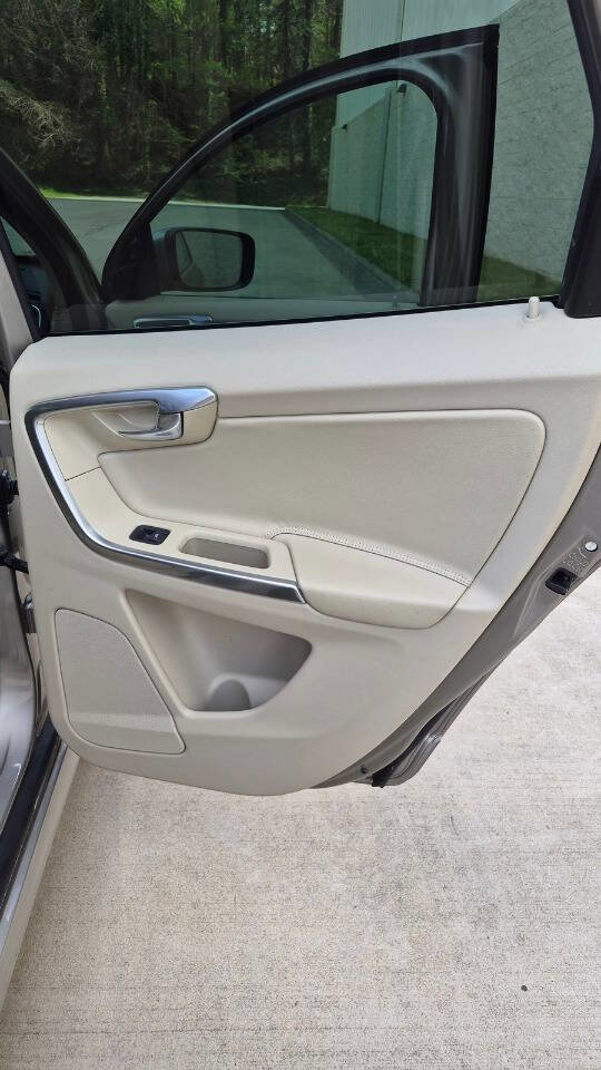 Used 2015 Volvo XC60 T5 Premier FWD image 47