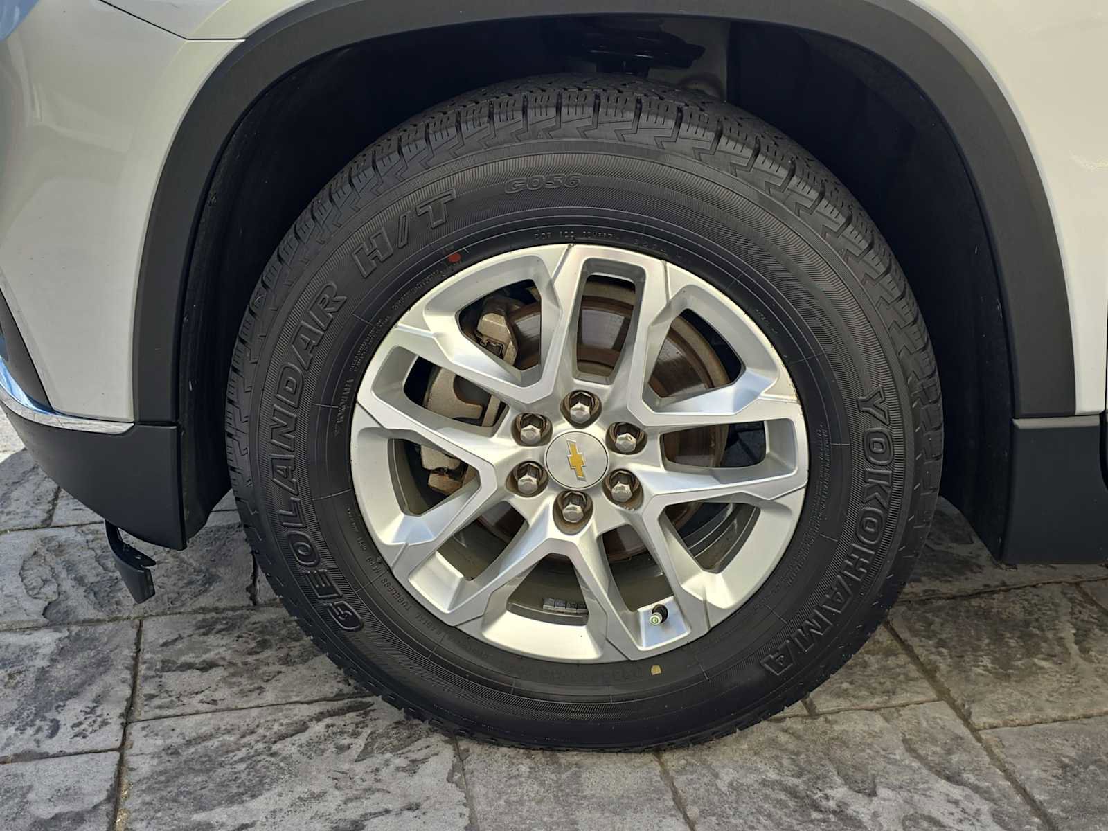 Used 2018 Chevrolet Traverse LT image 10