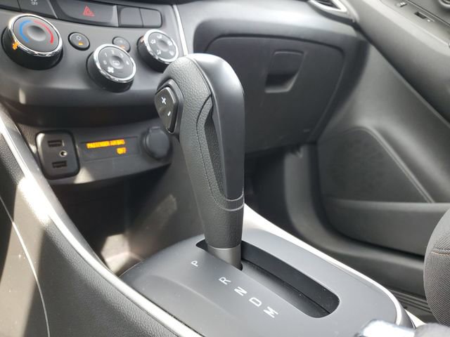 Certified 2022 Chevrolet Trax LS w/ Tint and Cruise Package image 15