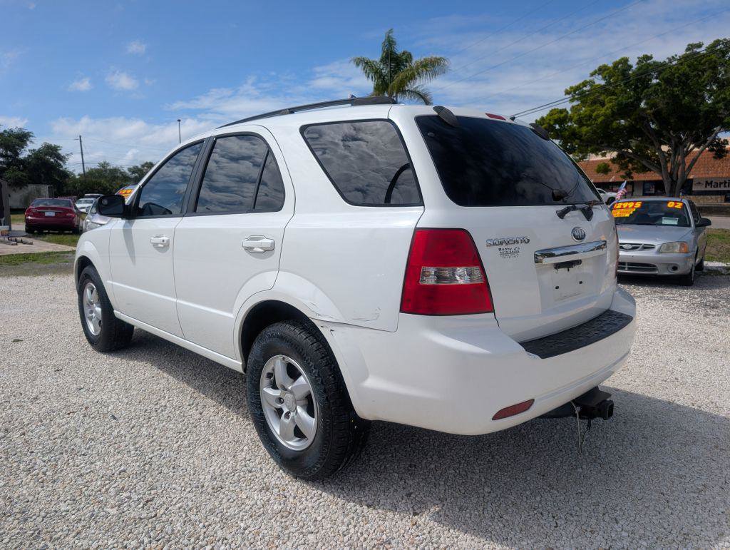 Used 2008 Kia Sorento LX image 7