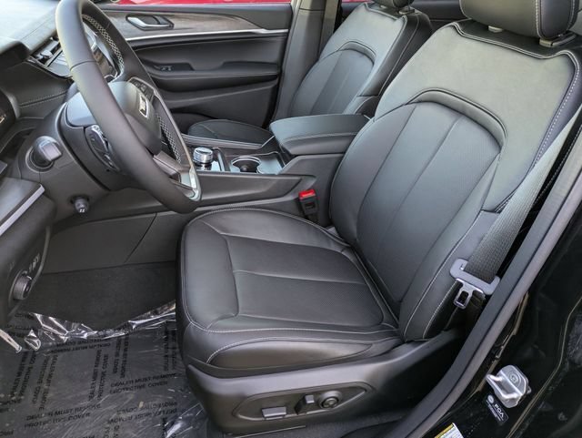 New 2026 Jeep Grand Cherokee L Limited AWD/4WD image 14