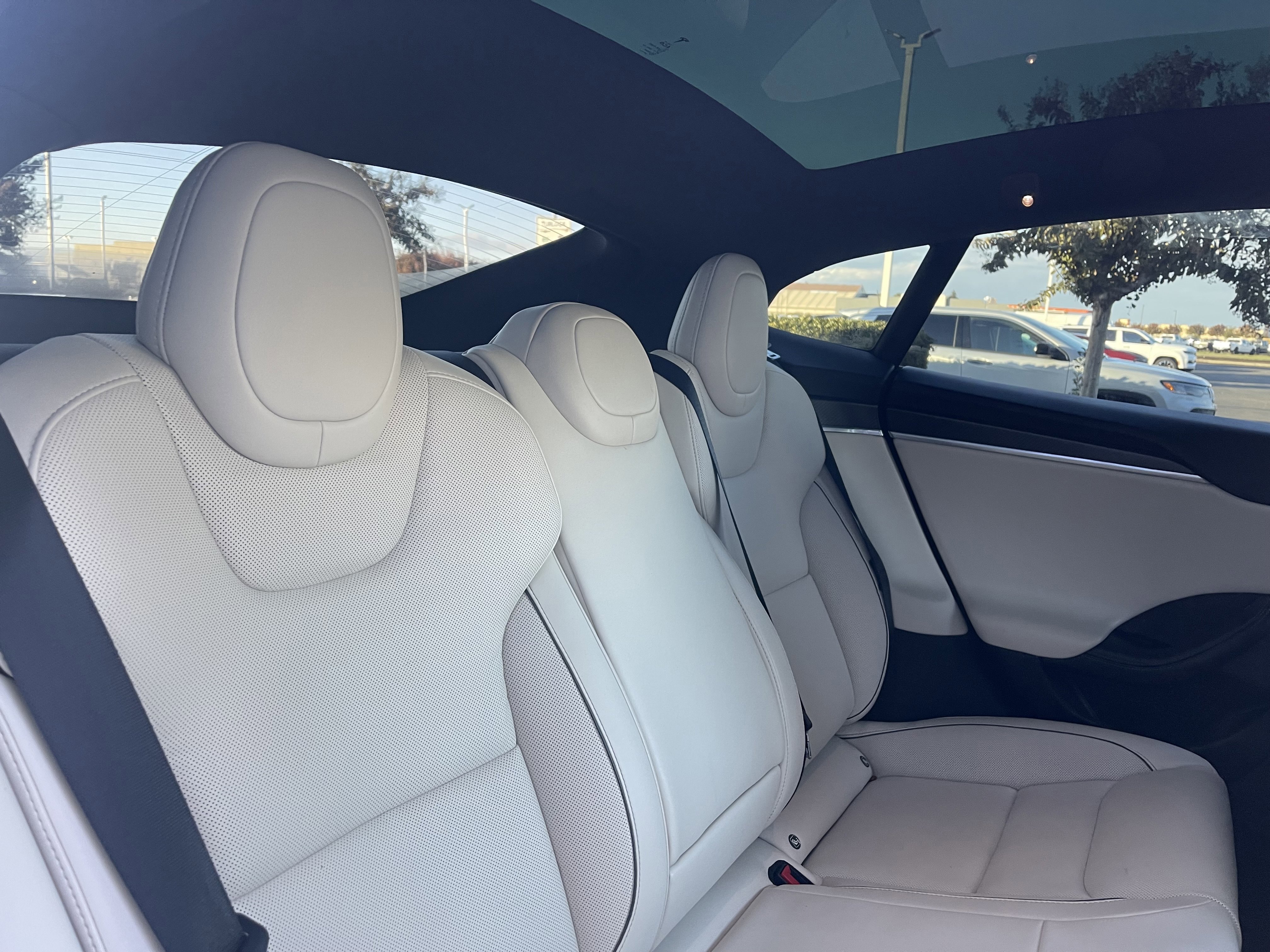 Used 2021 Tesla Model S Plaid image 29