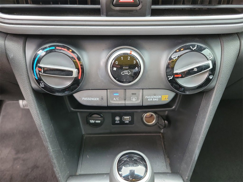 Used 2018 Hyundai Kona SEL image 30