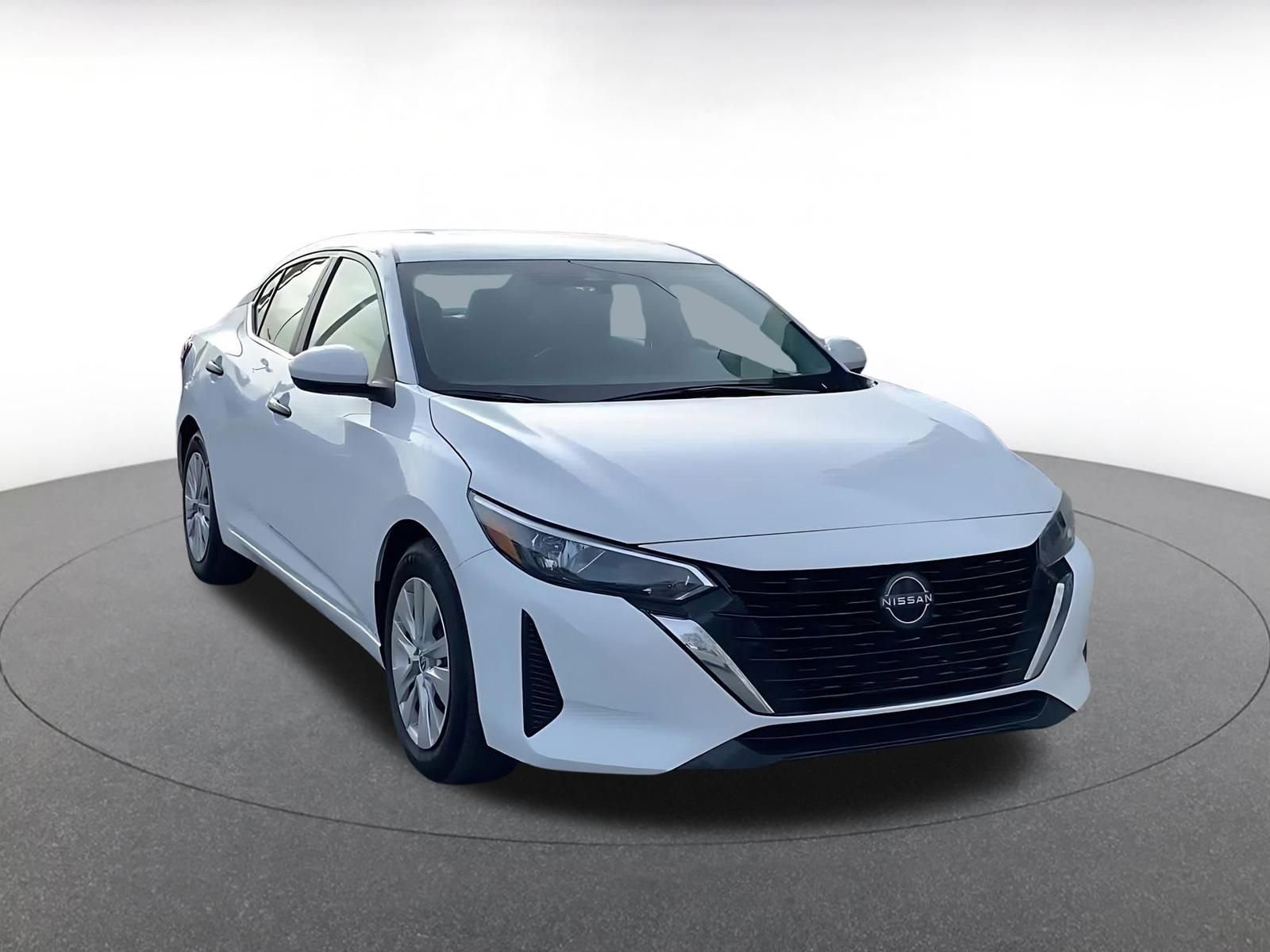 Used 2025 Nissan Sentra S image 3