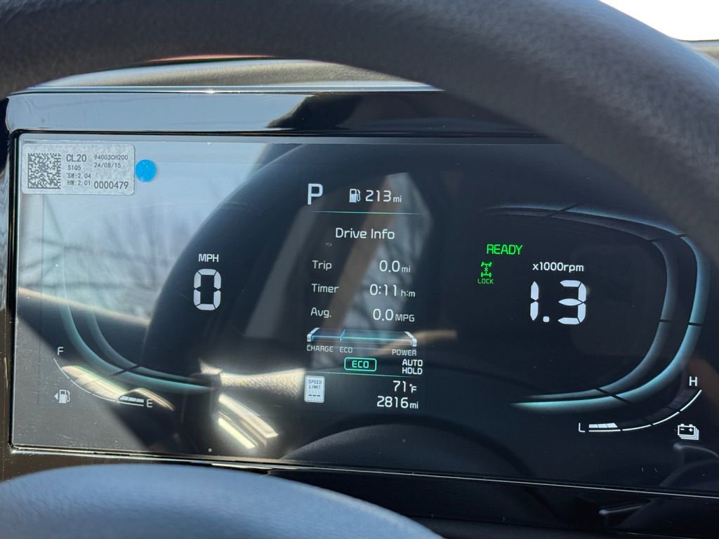 Used 2025 Kia Sportage LX image 17