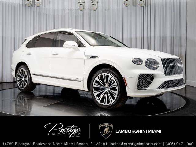 Used 2024 Bentley Bentayga AWD/4WD image 1