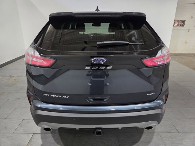 Used 2024 Ford Edge Titanium w/ Equipment Group 301A image 4
