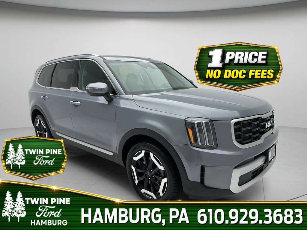 Used 2025 Kia Telluride S AWD/4WD image 1