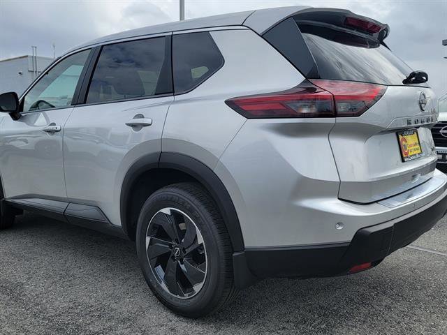 New 2025 Nissan Rogue SV image 3