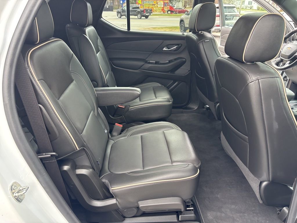 Certified 2023 Chevrolet Traverse Premier AWD/4WD image 17