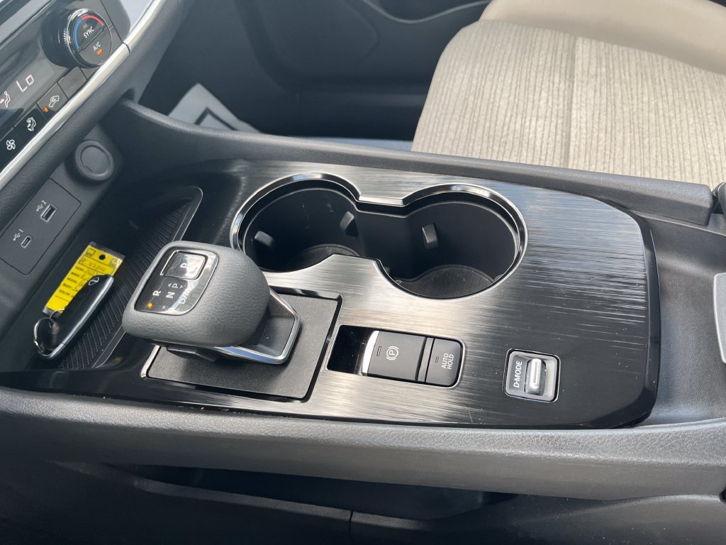 Used 2023 Nissan Rogue SV FWD image 20