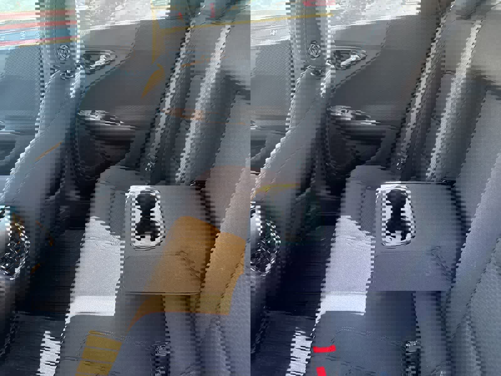 Used 2022 Chevrolet Malibu LT image 17