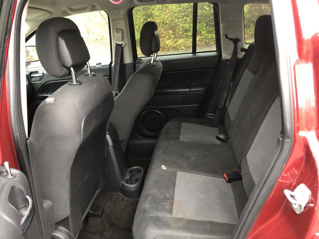 Used 2016 Jeep Compass Sport w/ Power Value Group image 22