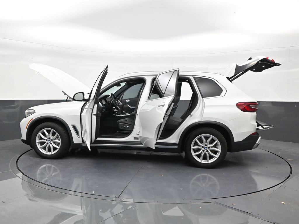 Used 2019 BMW X5 xDrive40i w/ Convenience Package AWD/4WD image 30