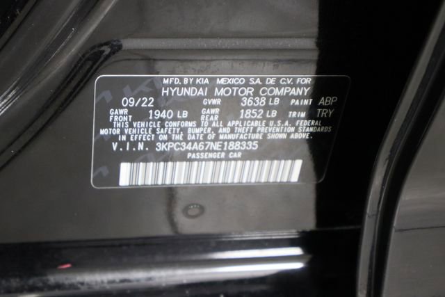 Used 2022 Hyundai Accent Limited image 35