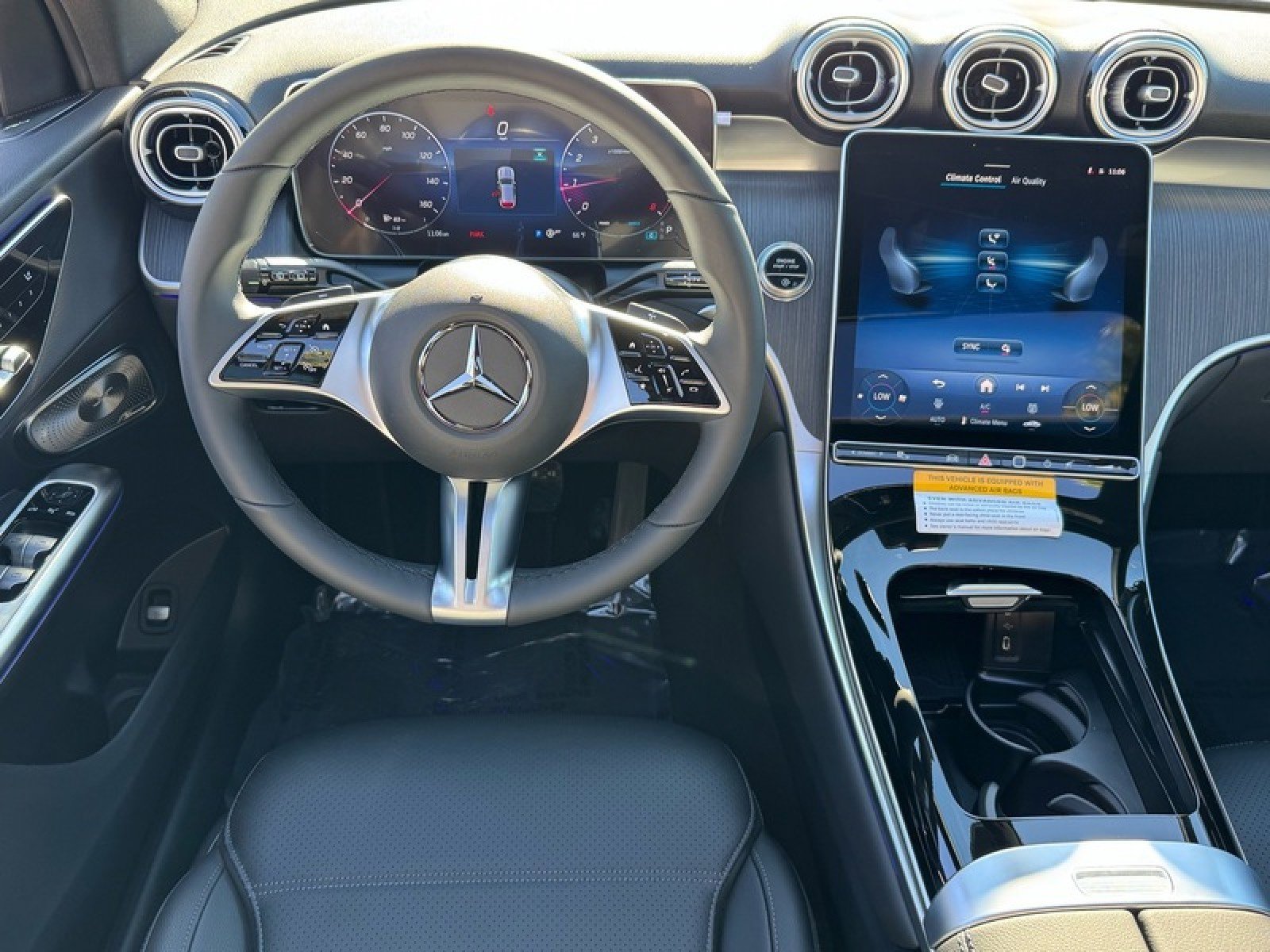 New 2026 Mercedes-Benz GLC 300 image 16