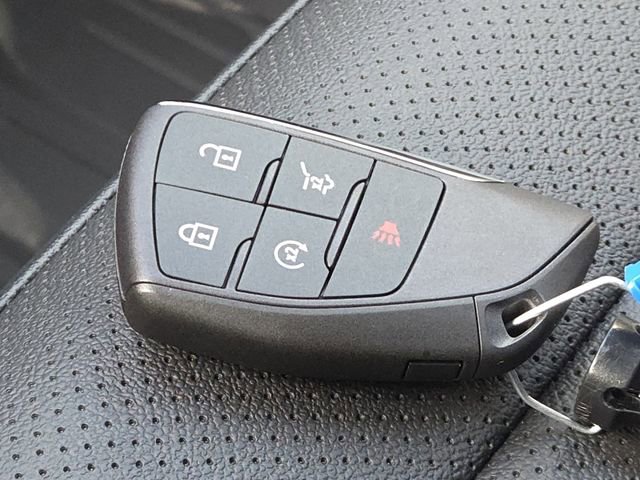 New 2026 Chevrolet Equinox EV LT image 34