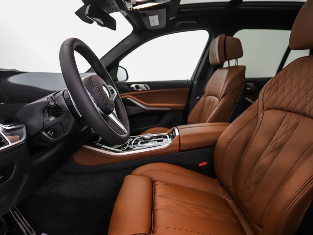 New 2026 BMW X5 xDrive40i w/ M Sport Package image 11
