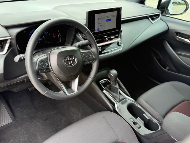Used 2026 Toyota Corolla SE FWD image 9