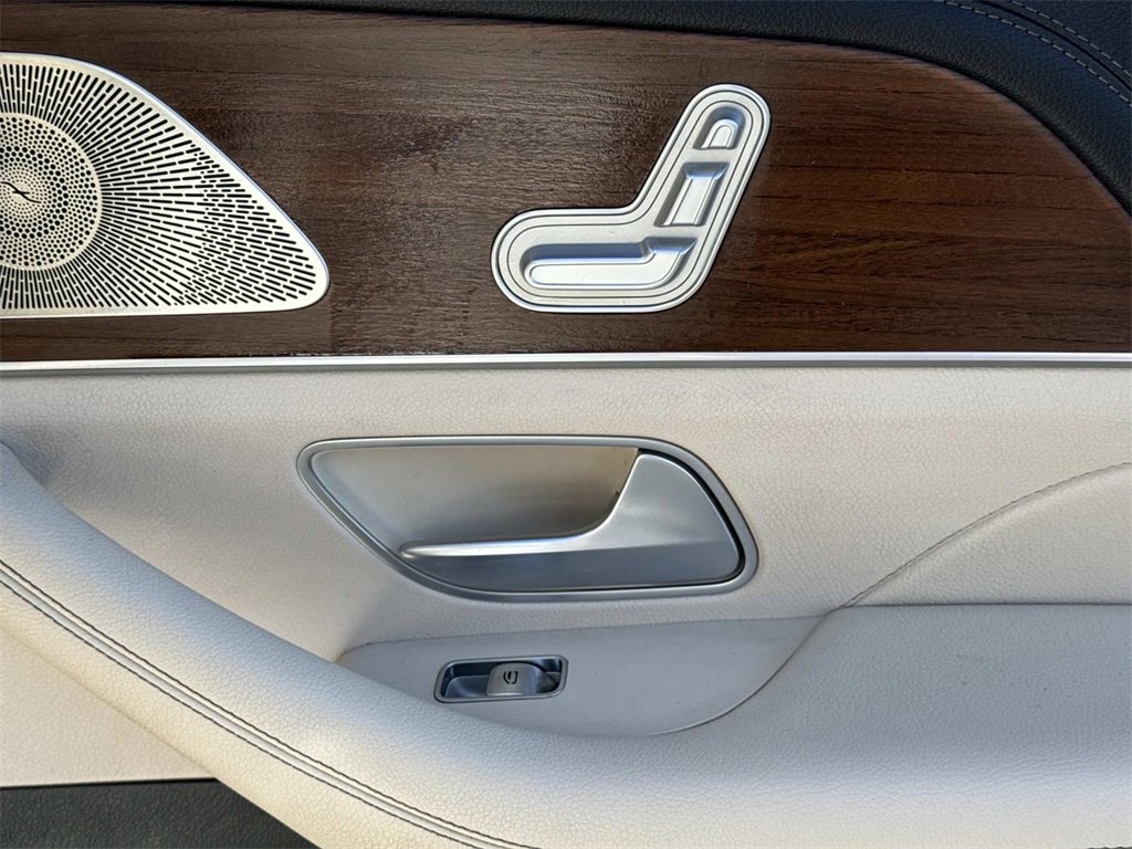 Used 2022 Mercedes-Benz GLE 350 image 23