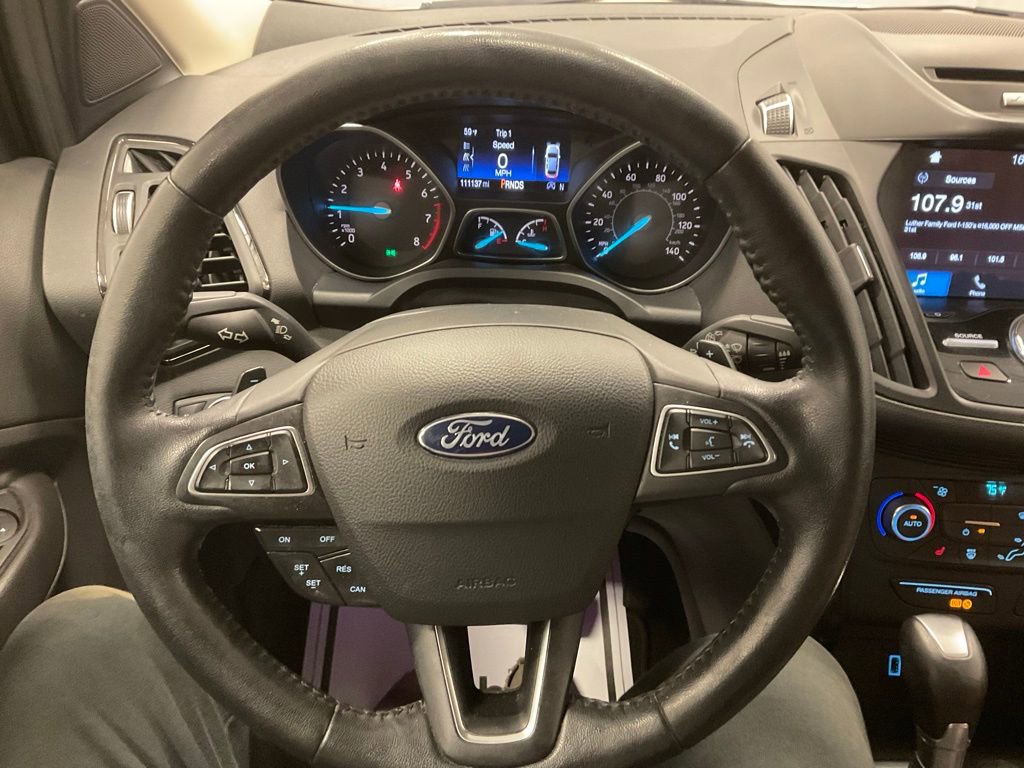 Used 2017 Ford Escape Titanium image 4