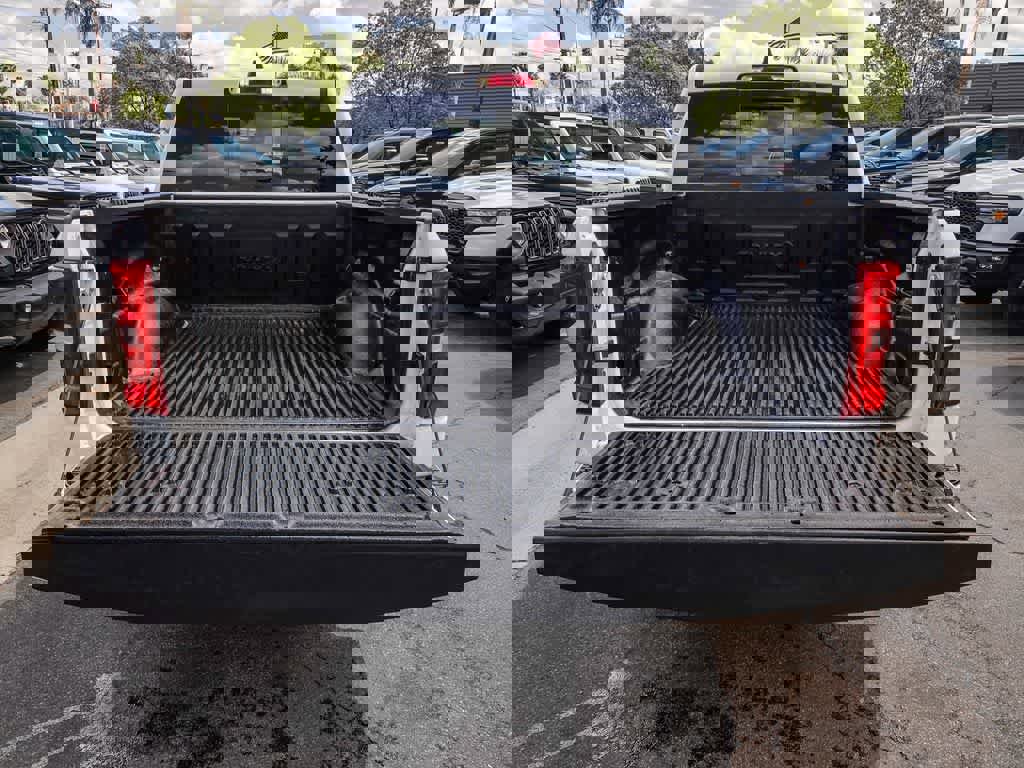 Certified 2025 RAM 1500 Laramie image 25