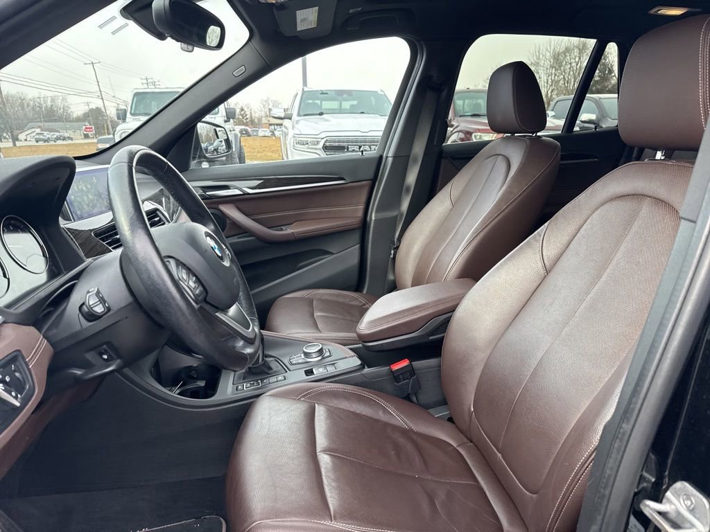 Used 2020 BMW X1 xDrive28i w/ Convenience Package image 9