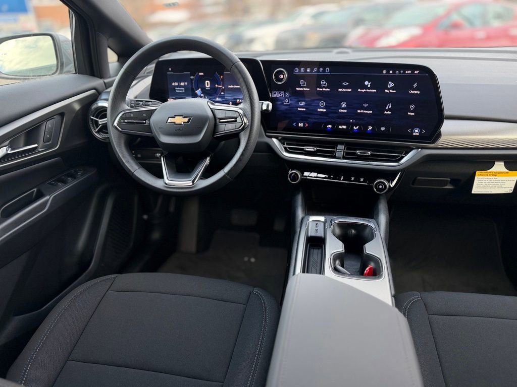New 2026 Chevrolet Equinox EV LT image 10
