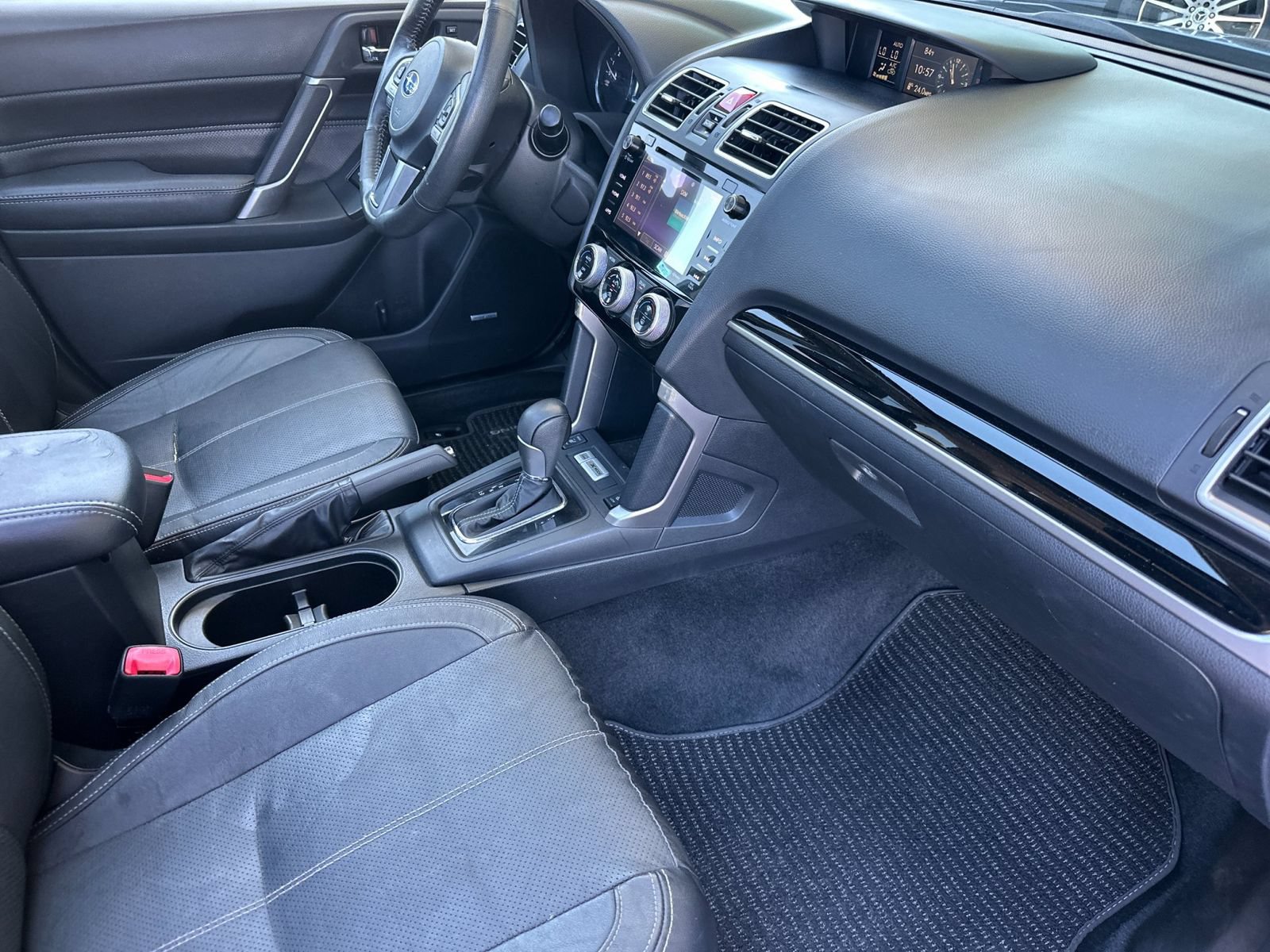 Used 2017 Subaru Forester 2.5i Touring AWD/4WD image 16