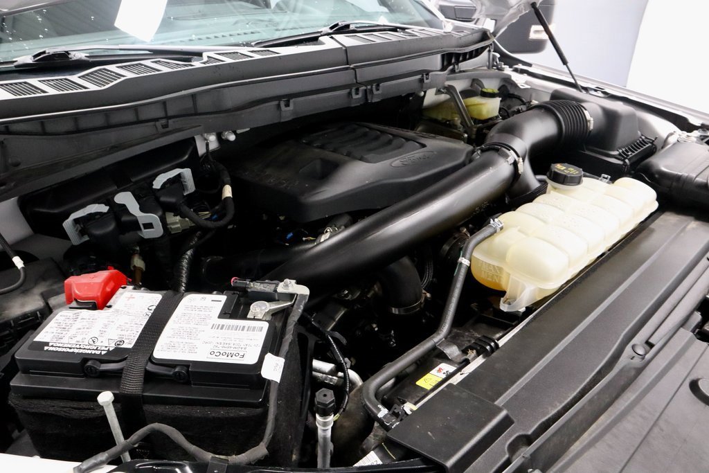 Certified 2022 Ford F150 XLT w/ Equipment Group 302A High image 18