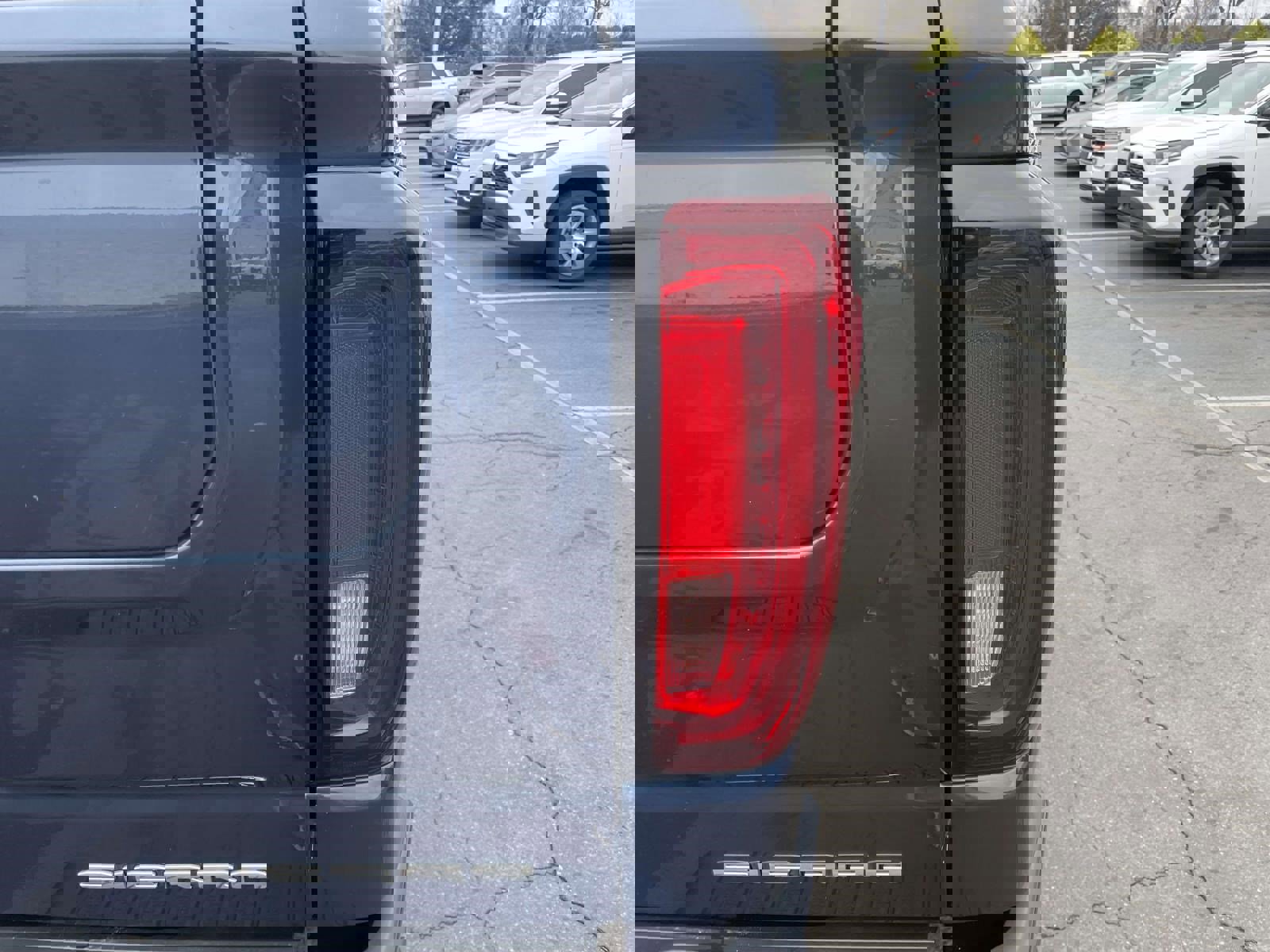 Used 2022 GMC Sierra 1500 Denali w/ Denali Reserve Package image 14