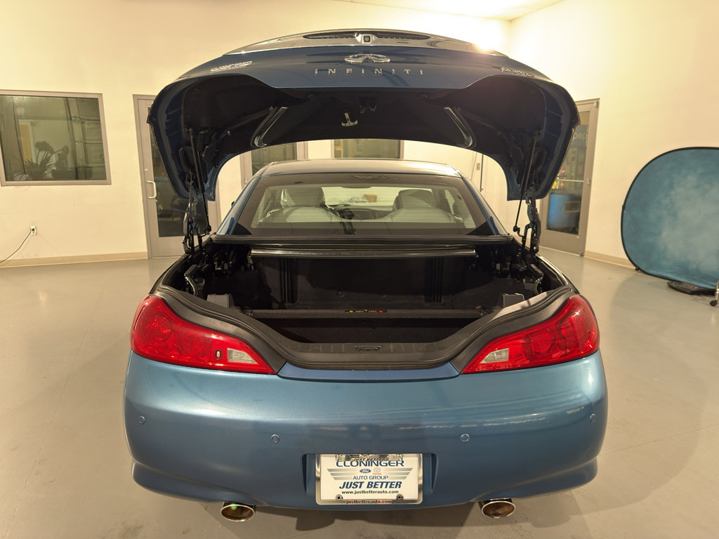 Used 2011 INFINITI G37 Sport w/ Premium Pkg image 16