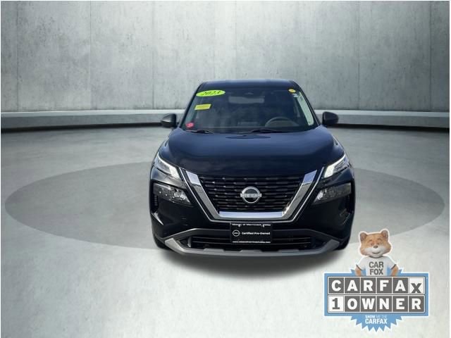 Used 2023 Nissan Rogue S image 2