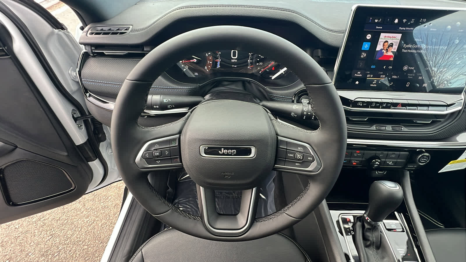 New 2026 Jeep Compass Latitude image 18