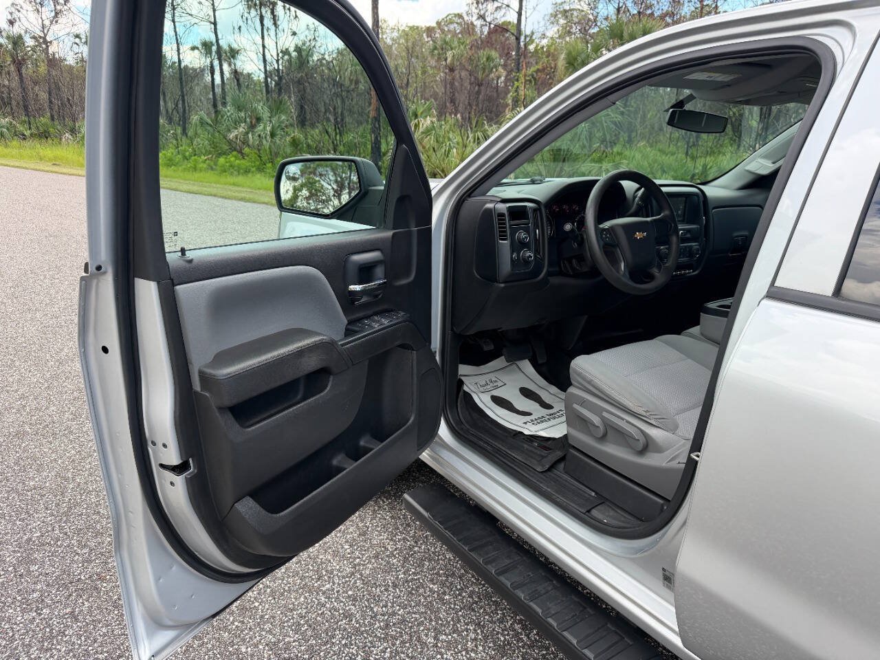 Used 2018 Chevrolet Silverado 1500 W/T w/ Special Service Package AWD/4WD image 11