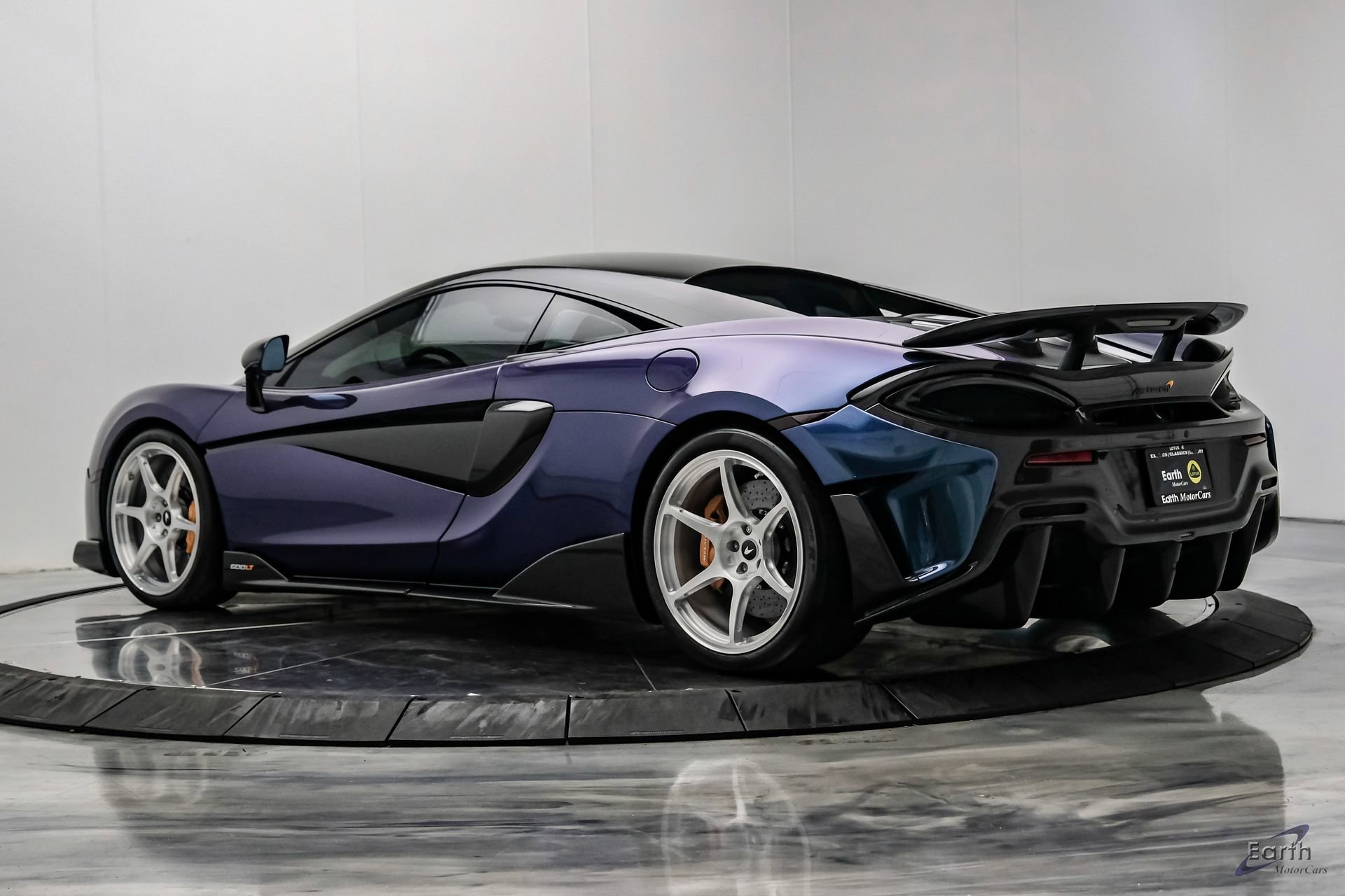 Used 2019 McLaren 600LT RWD image 11