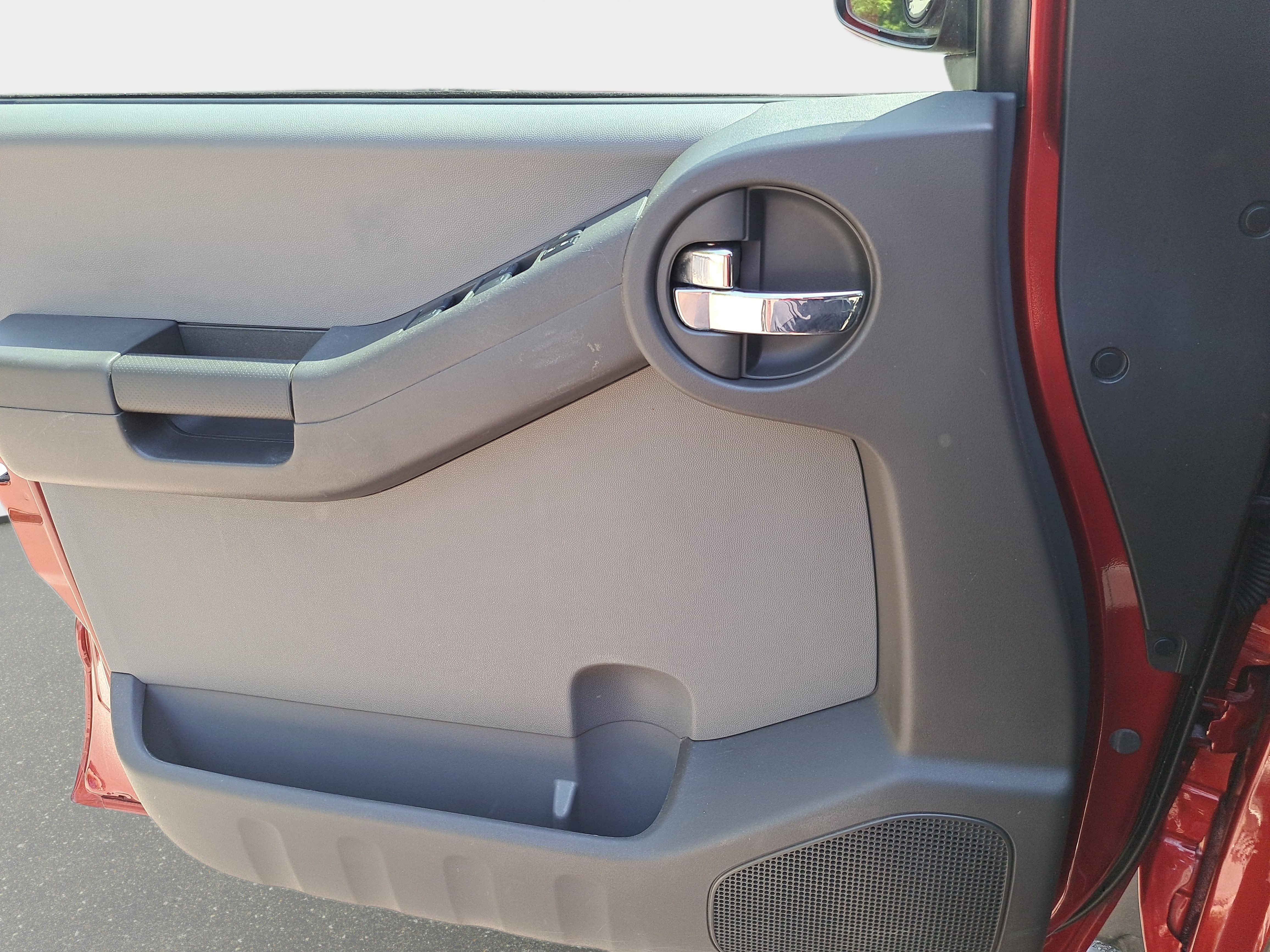 Used 2013 Nissan Xterra S w/ Value Package image 23