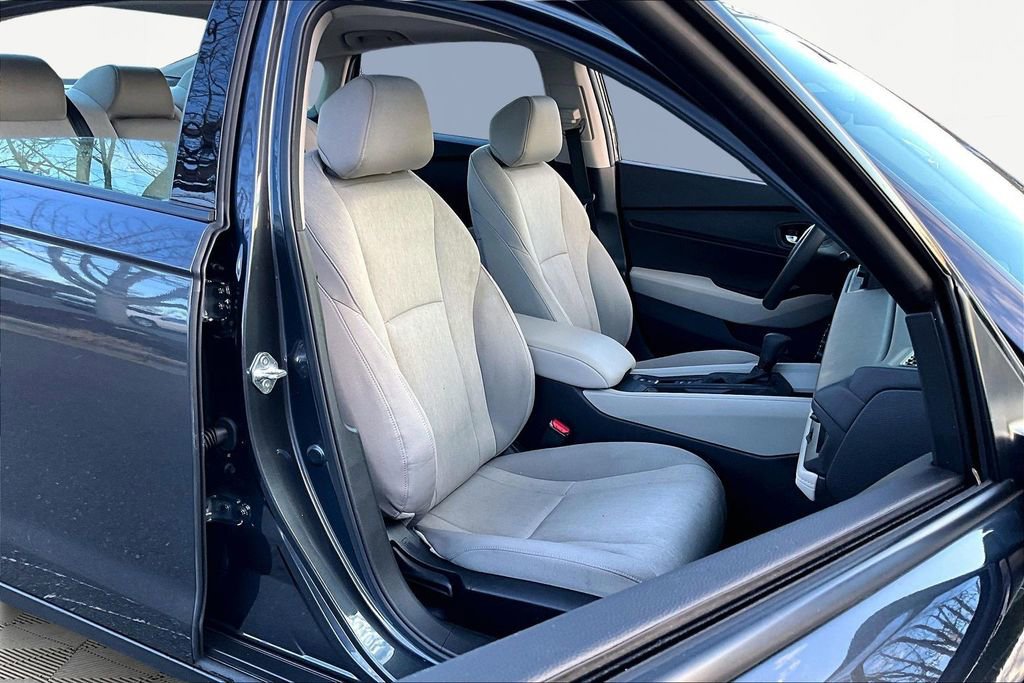 Used 2025 Honda Accord SE image 22