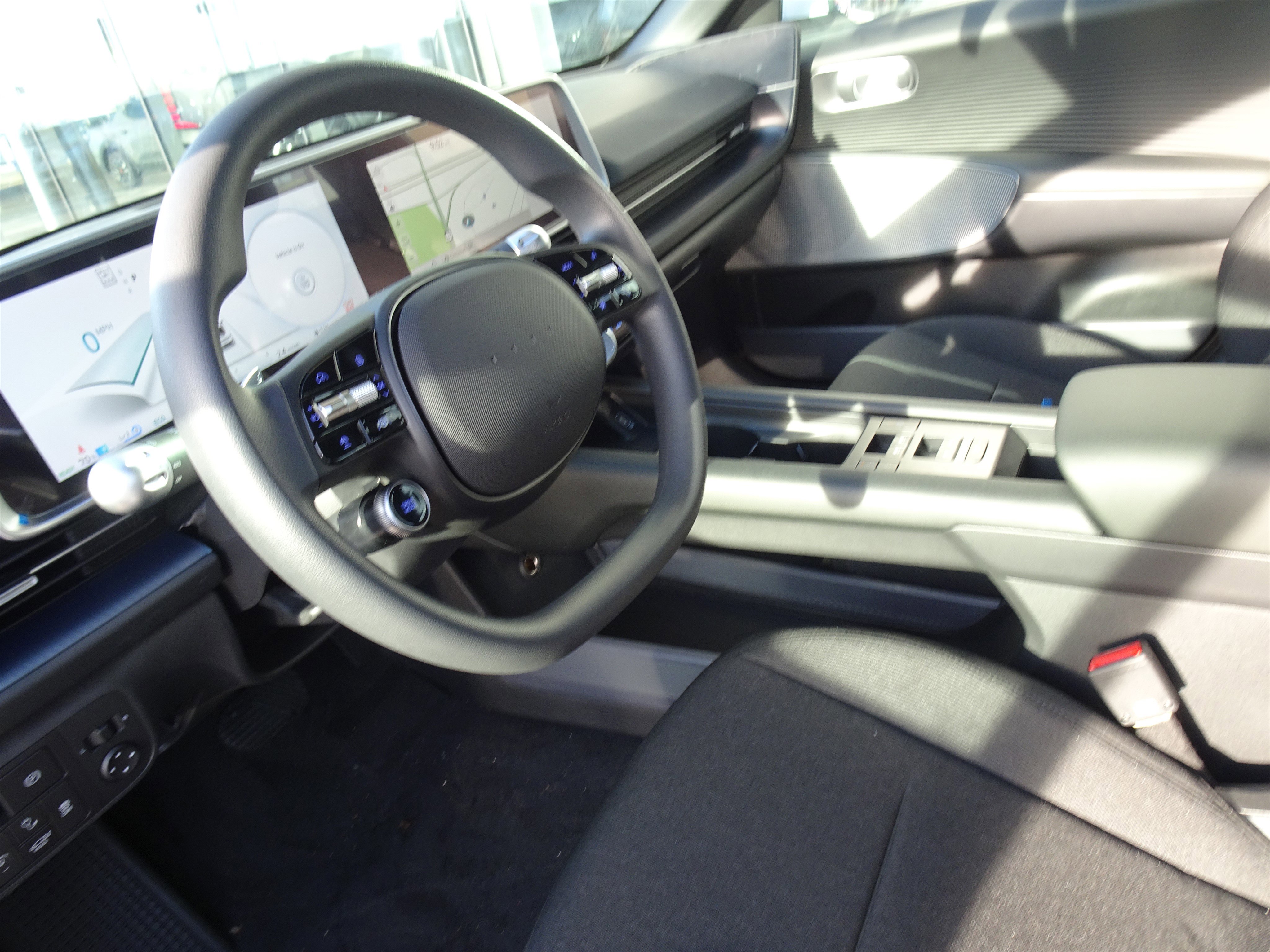 New 2025 Hyundai Ioniq 6 SE image 11