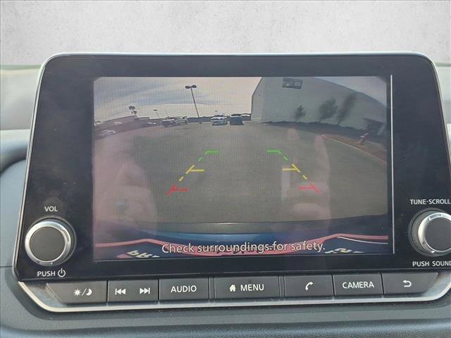 Used 2023 Nissan Rogue S FWD image 13