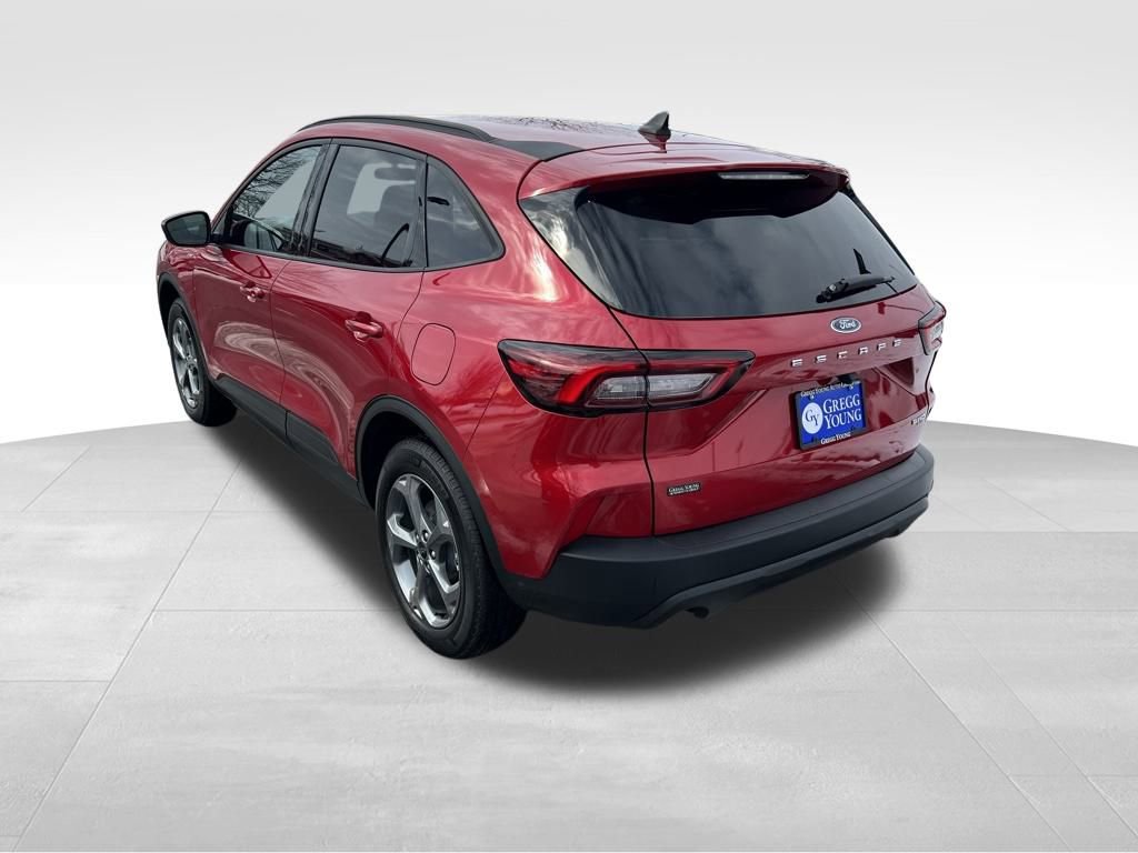 Used 2025 Ford Escape ST-Line Select image 4