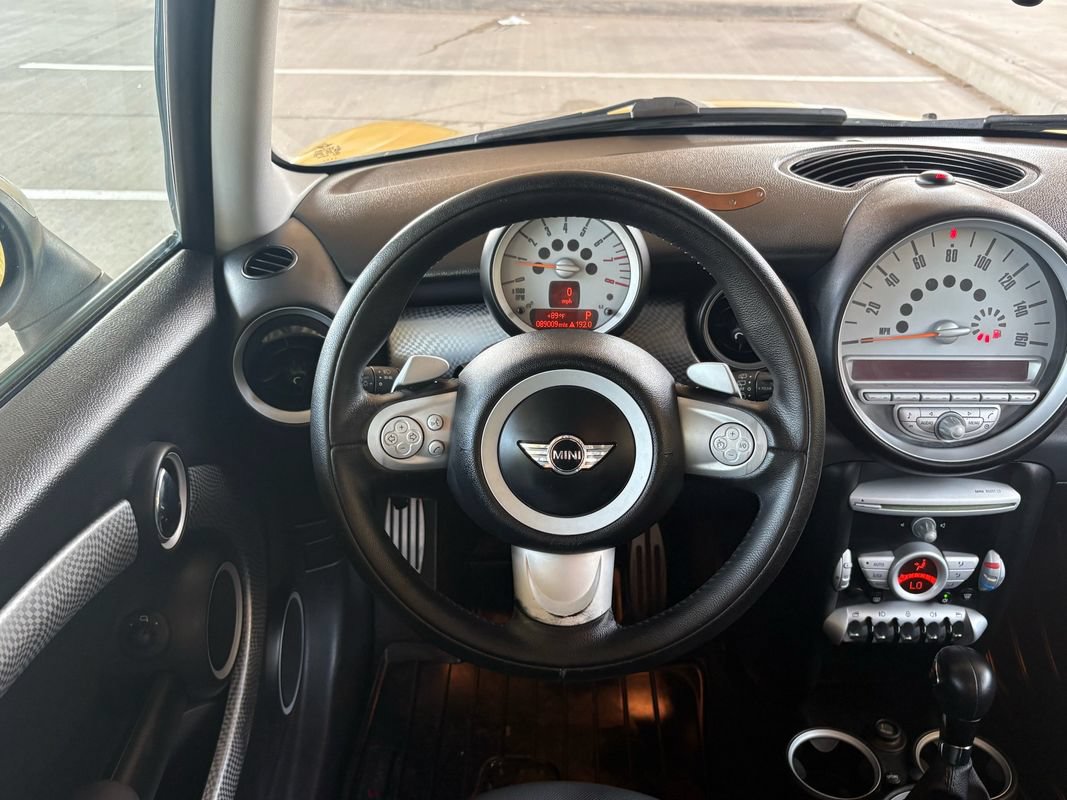 Used 2009 MINI Cooper S FWD image 11